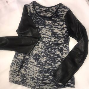 Astars Jacket, Size Medium